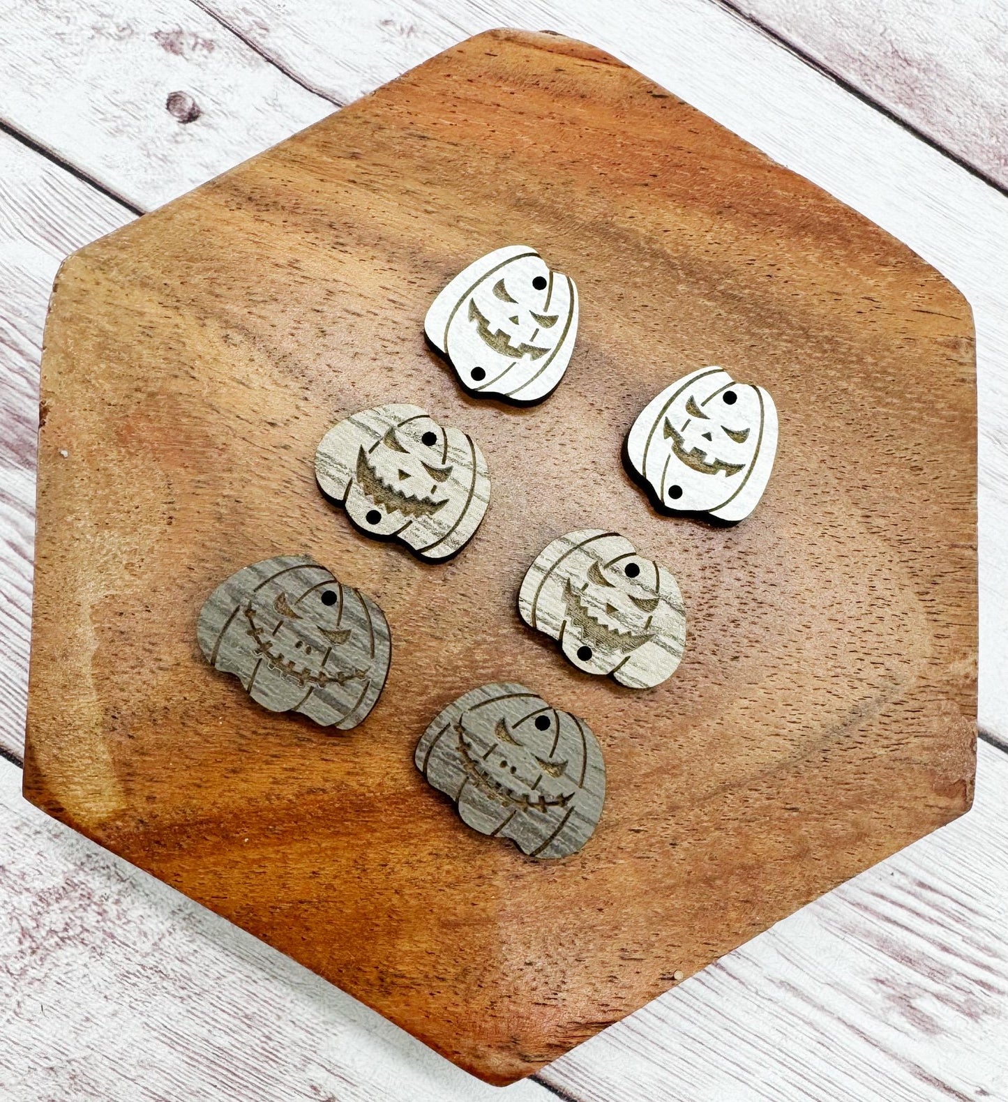 Stacked Grey Tone Engraved Jack-o-lantern Pumpkin Trio Halloween Set Earring Blanks, DIY Jewelry Making