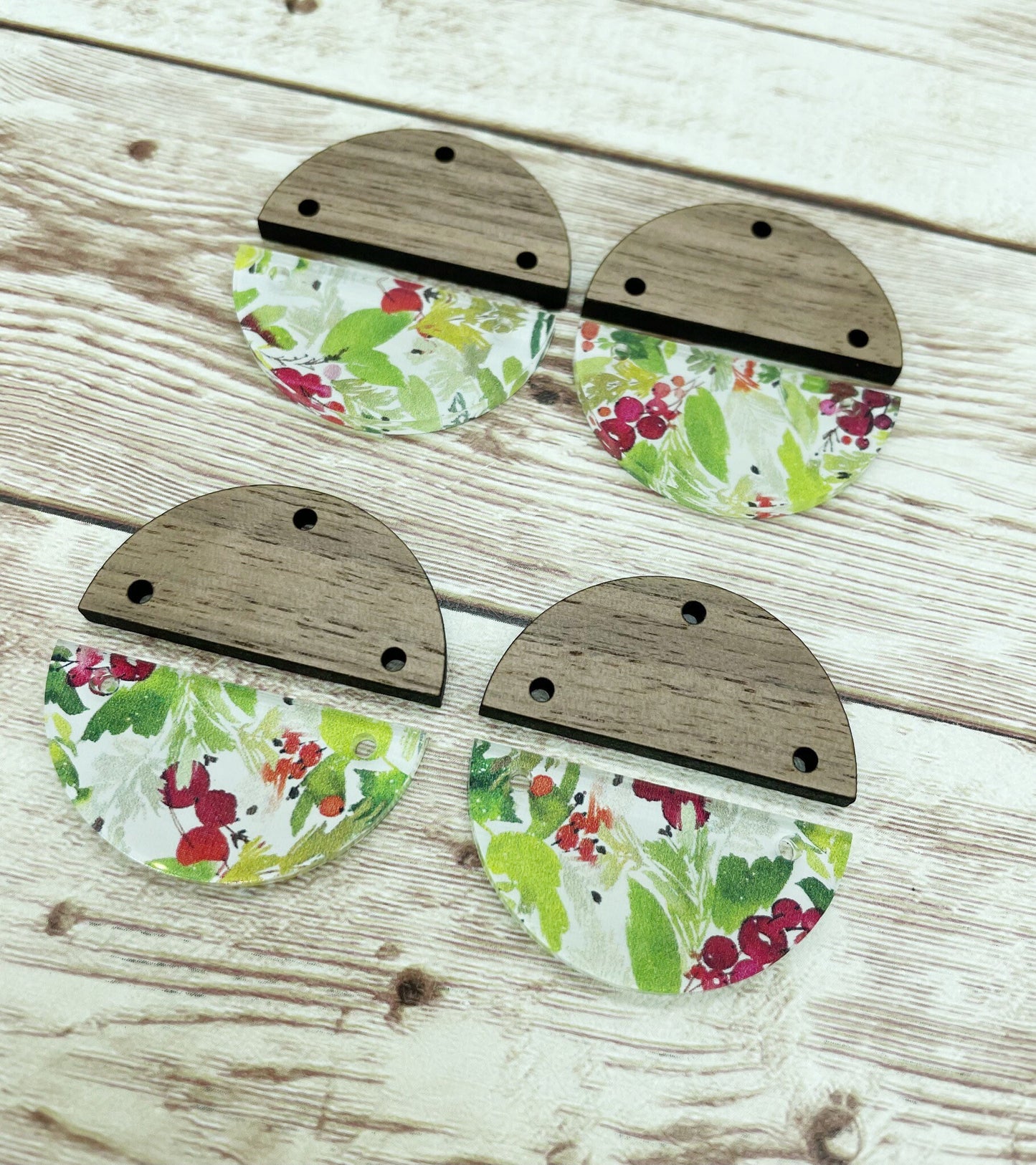 Patterned Acrylic and Wood Round Holiday Berry Print Earring Blanks, DIY Jewelry Making