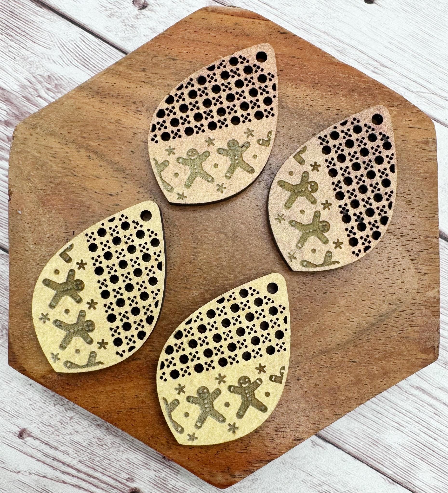 Engraved Gingerbread Man Rattan Winter Christmas Earring Blanks, DIY Jewelry Making