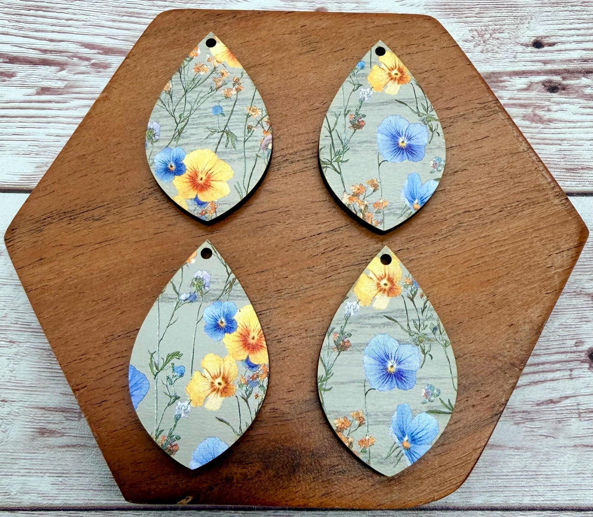 Farmhouse Pressed Wildflower Print Patterned Wood Teardrop Earring Blanks, DIY Jewelry Making