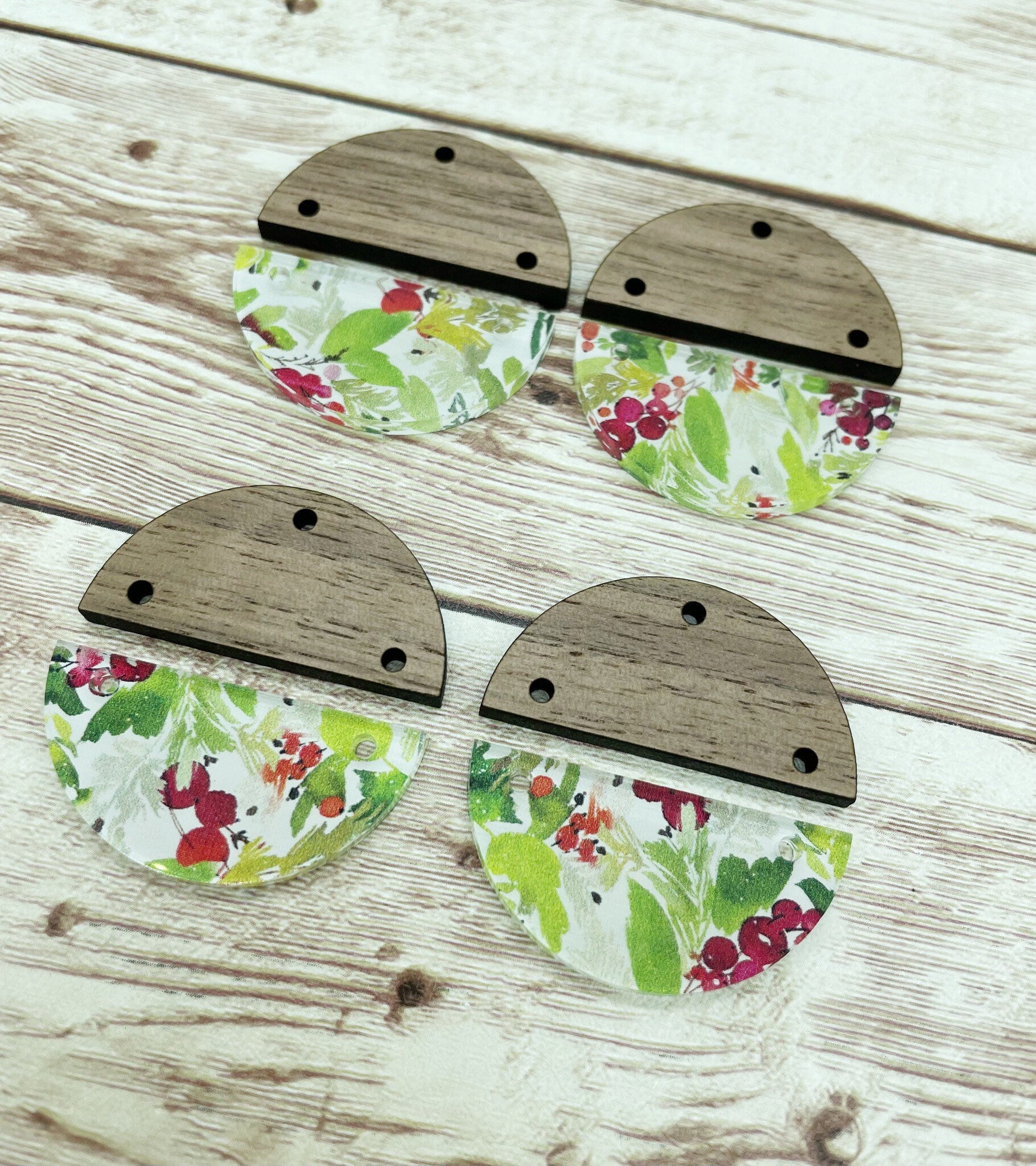 Patterned Acrylic and Wood Round Holiday Berry Print Earring Blanks, DIY Jewelry Making