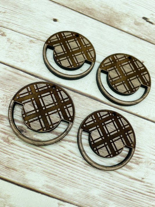 Wood Circle Engraved Plaid Macrame Earring Blanks, Finished Walnut Blank, DIY Jewelry Making