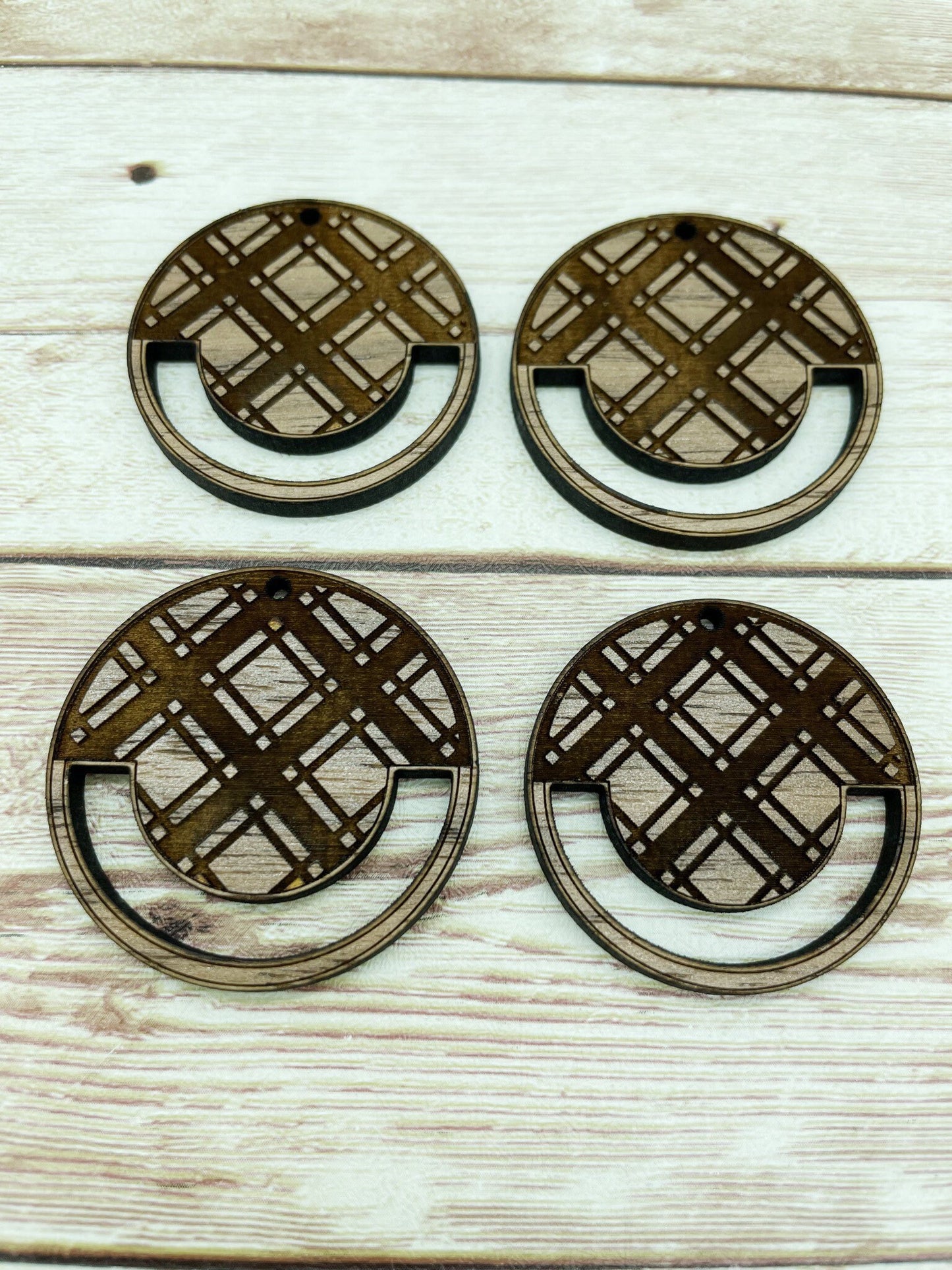 Wood Circle Engraved Plaid Macrame Earring Blanks, Finished Walnut Blank, DIY Jewelry Making